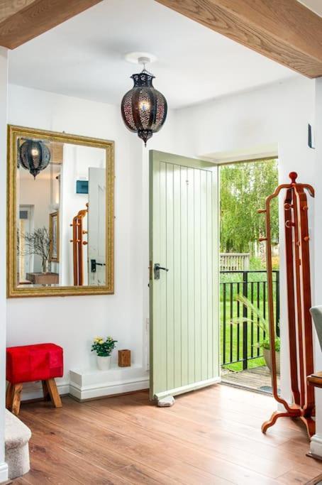 Castleford Cottage , Lowermill Estate Somerford Keynes Exterior foto